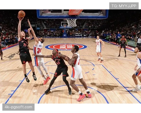 活塞终结八连败，康宁汉姆贡献31分7篮板12助攻准三双